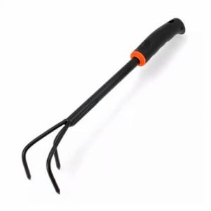DE LUXE Bradas Hand Cultivator (Soil Loosener) – 7.5 cm